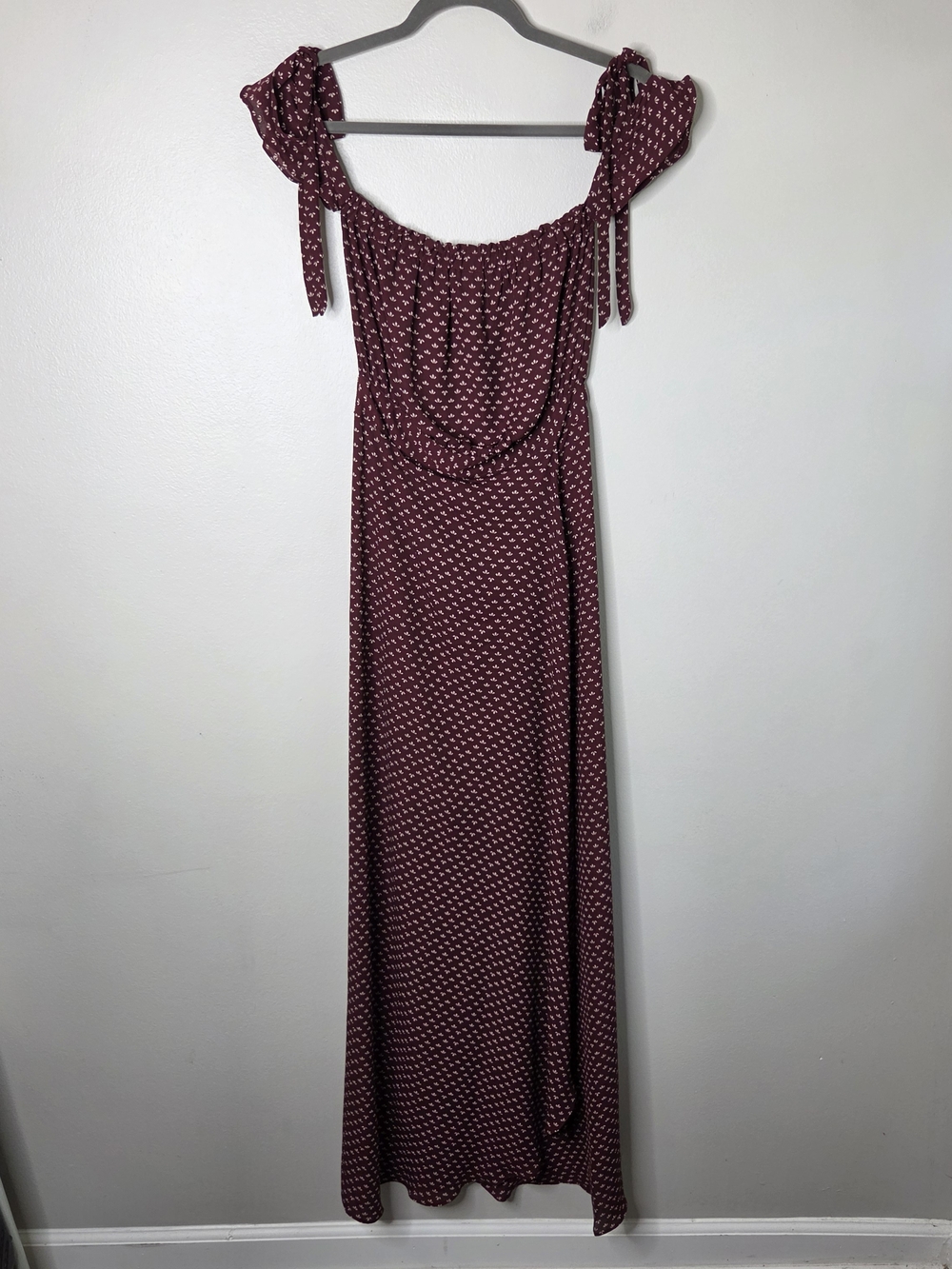 Vici Dolls Women’s Burgundy Patterned Maxi Dress with Tie Straps
